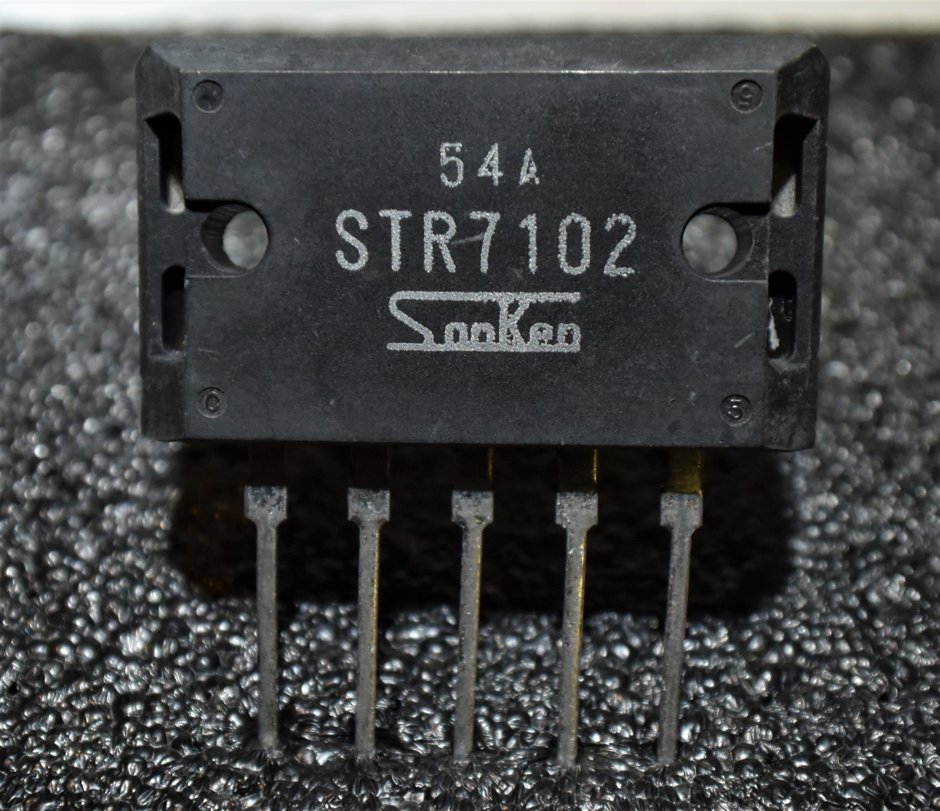 STR7102