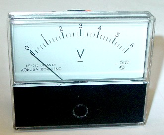 電圧計　　最大:6V　　外形:W/71mm　H60mm
